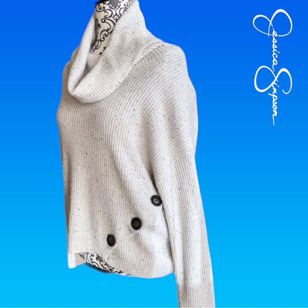 Jessica Simpson beige turtleneck